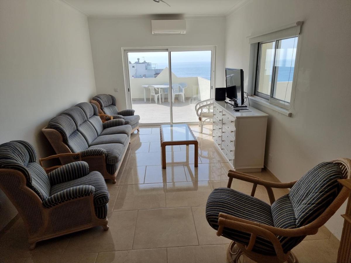 Apartamento Com Grandes Terraços Em Frente A Portimão